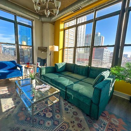 Bright 2Br Luxury Corner Suite With Optional Parking Sleeps 6 Guests Near Mccormick Place And Soldier Field Chicago Exteriör bild
